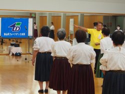 フォークダンス夏期指導者講習会「サマーキャンプ」