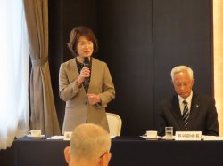 田中新副会長